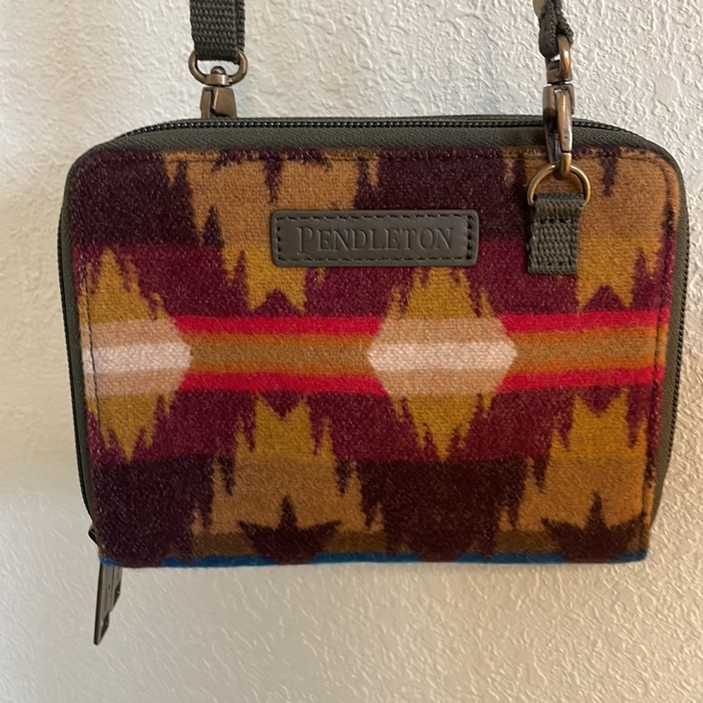 Never worn/used before Pendleton wallet/purse.